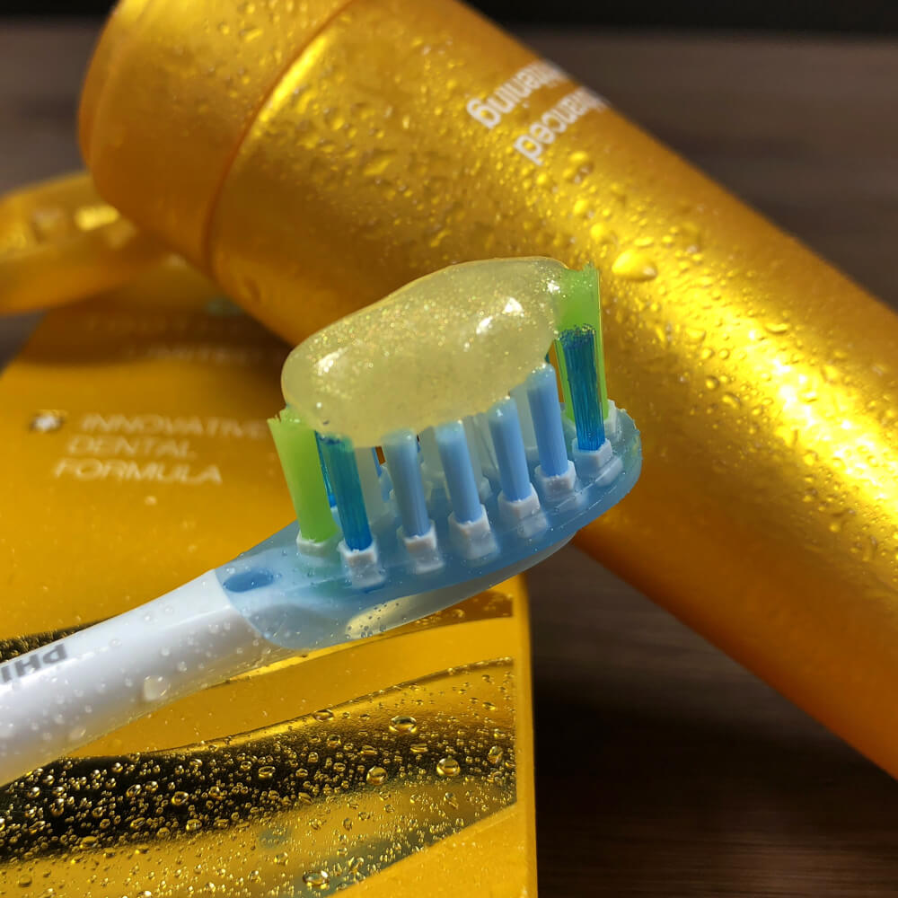 Dentissimo Extra Whitening GOLD 75ML valgendav hambapasta (kullaosakestega) – Kuva 7