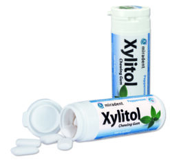 Miradent 100% Xylitol Piparminttu -purukumi (30 g, 30 kpl/pakkaus)