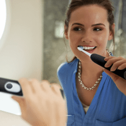 Philips Sonicare ProtectiveClean 4300 seeria HX6800/35 MUST + ROOSA komplekt (2 käepidet, 2 harjapead + 2 reisivutlarit) – Kuva 8