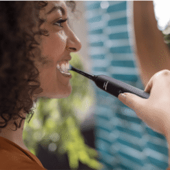 Philips Sonicare DiamondClean 9000 (HX9914/57) elektriliste hambaharjade komplekt (2 käepidet, 2 laadijat) – Kuva 5