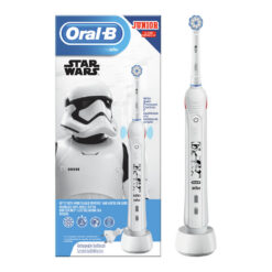 Oral-B JUNIOR PRO 2 "STAR WARS" surveanduriga sähköhammasharja (lastele al. 6.a)