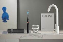 Oclean X Ultra 20 Set sähköhammasharja MUST (3 otsikut, WiFi, laetav reisivutlar) – Kuva 8