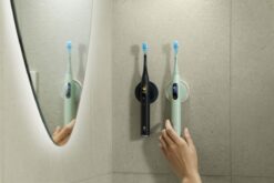 Oclean X Ultra 20 Set sähköhammasharja ROHELINE (3 otsikut, WiFi, laetav reisivutlar) – Kuva 4