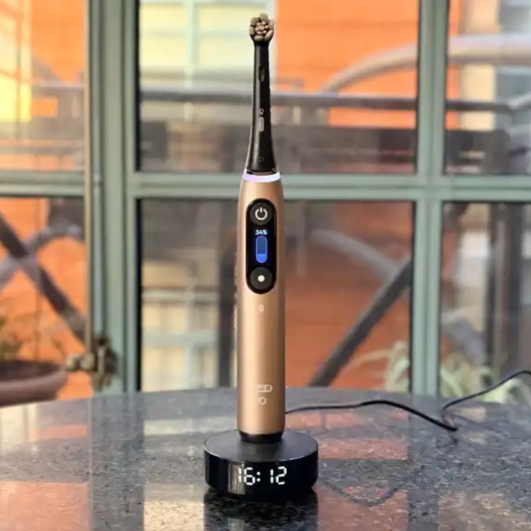 Oral-B iO10 Ultimate sähköhammasharja Gold Edition (7 režiimi, kiirlaadija) – Kuva 6